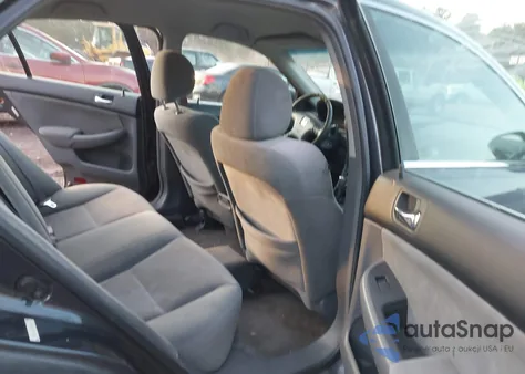 2005 Honda Accord 2.4 Lx z USA, uszkodzony, nr VIN 1HGCM56455A063624